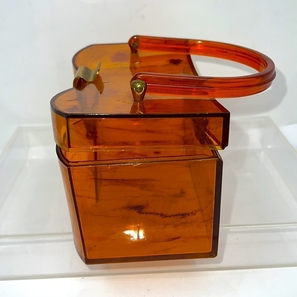 Vintage 1950’s Oval Caramel Lucite Box Handbag Purse - Picture 3 of 13